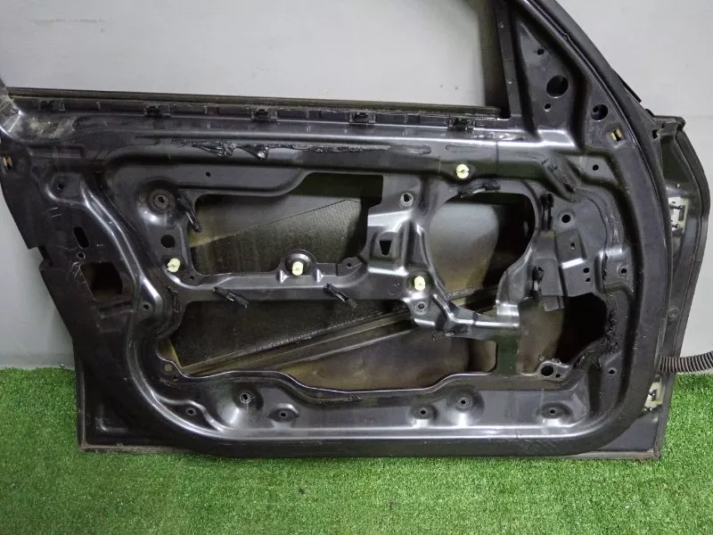 Дверь BMW 3-Series 2005 41007203643 E90, передняя левая