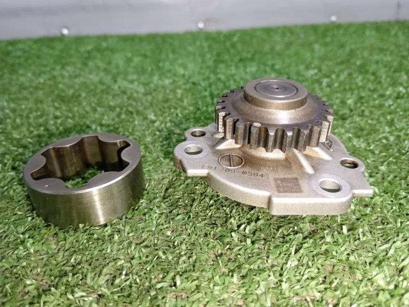 Масляный насос