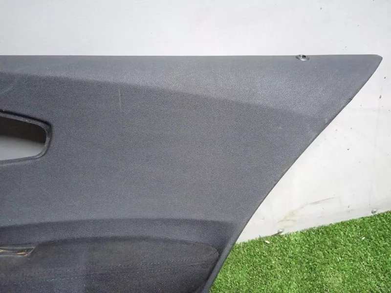 Обшивка двери BMW 1-Series 2005 51427133360 E87, задняя правая