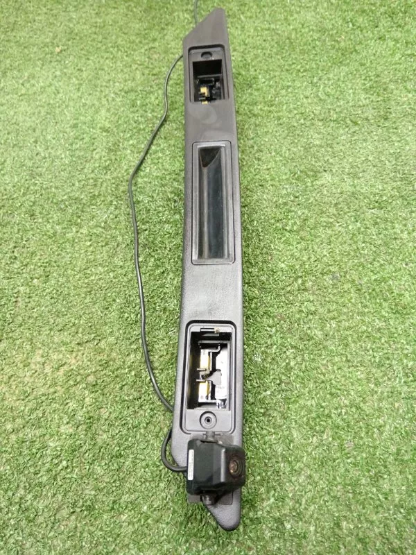 Ручка открывания багажника