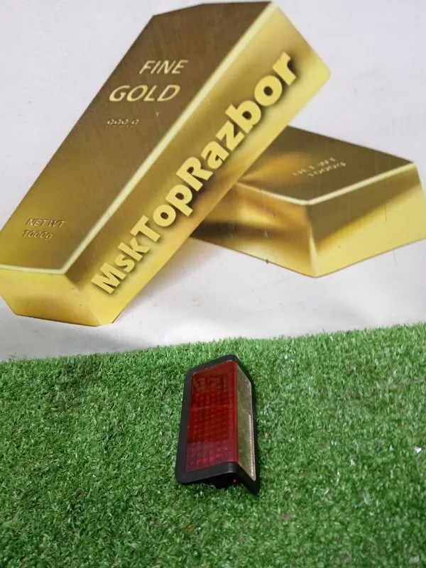 Плафон освещения багажника