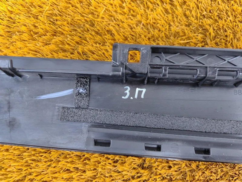 Молдинг двери