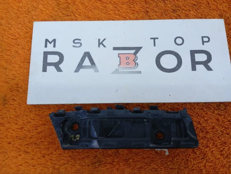 Крепление бампера