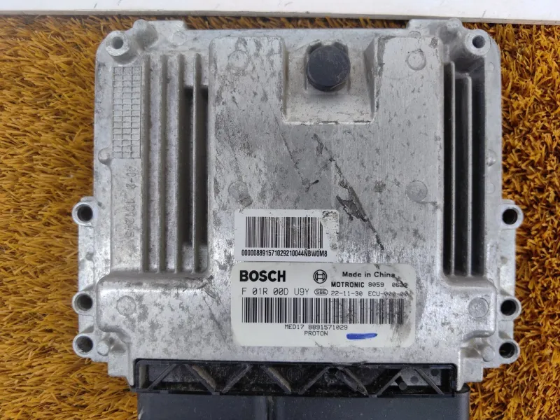 Блок управления двигателем