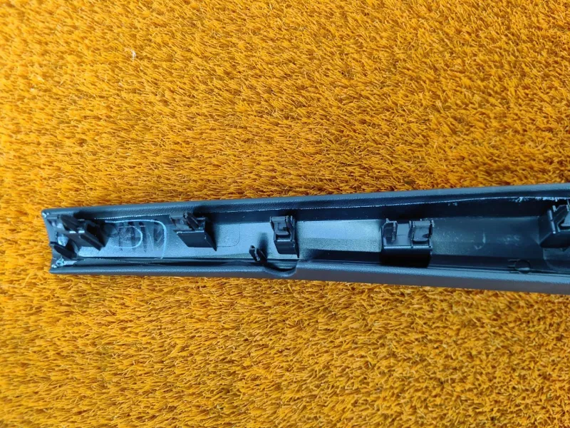 Накладка на торпедо