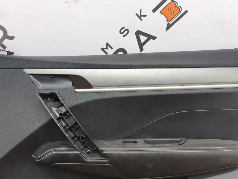 Обшивка двери