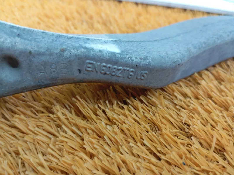 Рычаг подвески