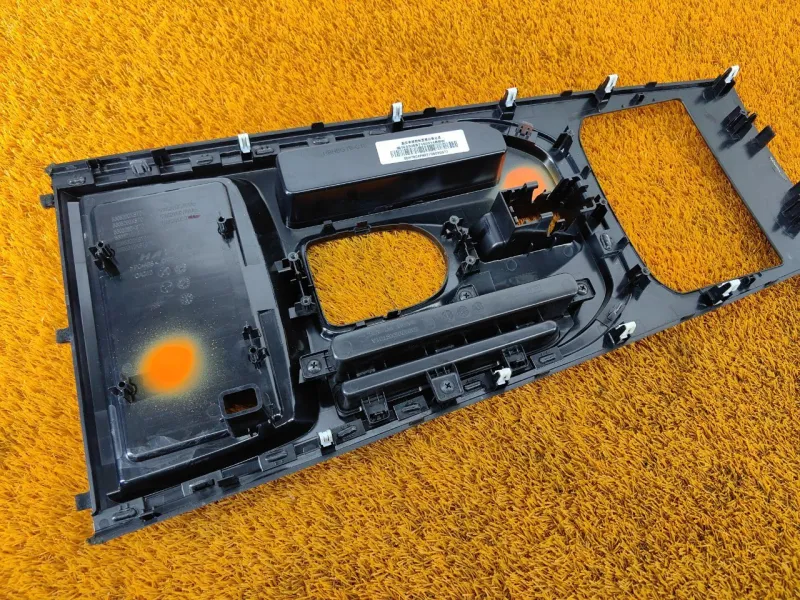 Накладка центральной консоли