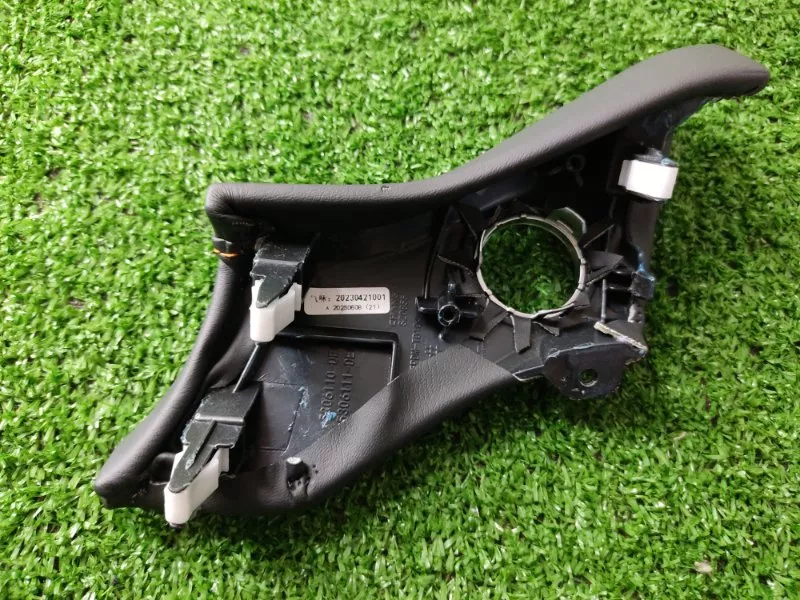 Накладка на торпедо