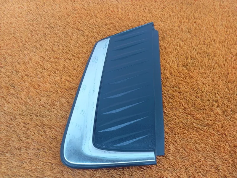 Накладка крыла