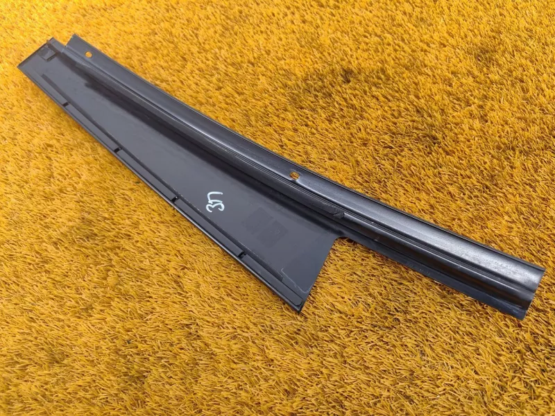 Молдинг двери