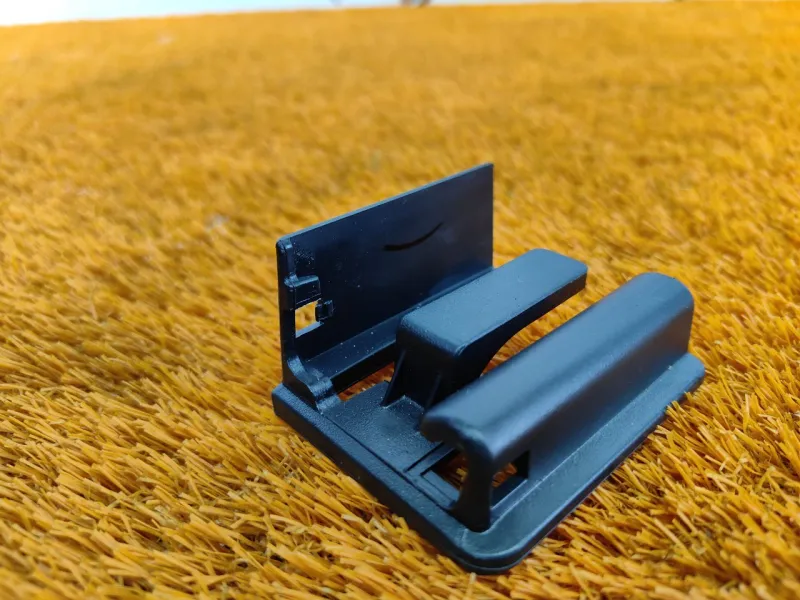 Заглушка полозьев сиденья