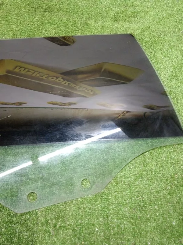 Стекло двери Audi A3 2006 8P4845206B 8P, заднее правое