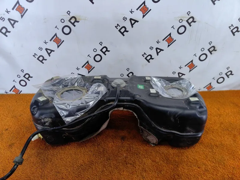 Бак топливный