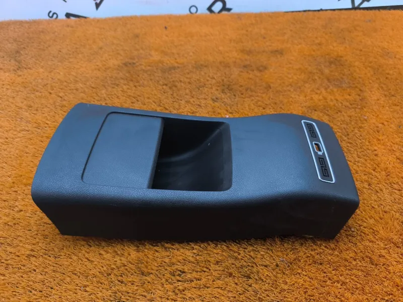 Накладка центральной консоли