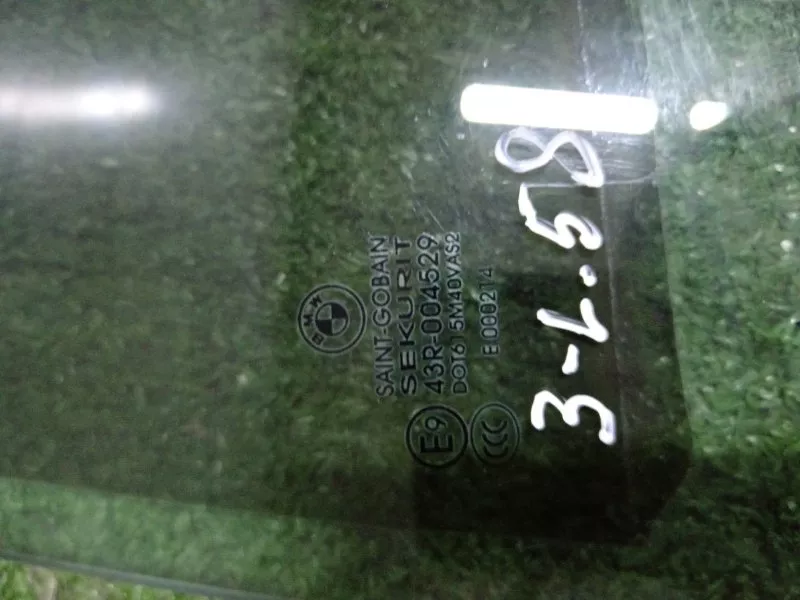 Стекло двери BMW X5 2004 51348402571 E53, заднее левое