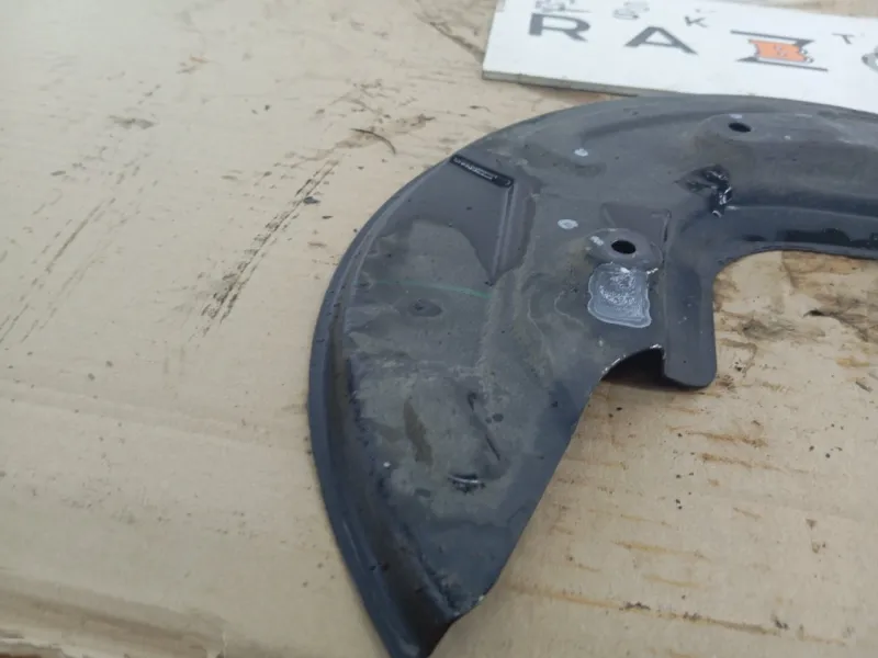 Пыльник тормозного диска