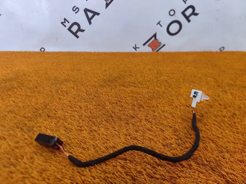 Подсветка двери