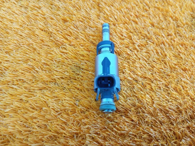 Форсунка топливная