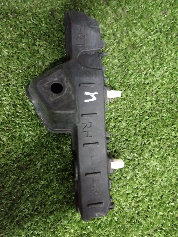 Крепление бампера