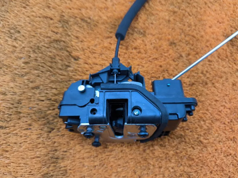 Замок двери