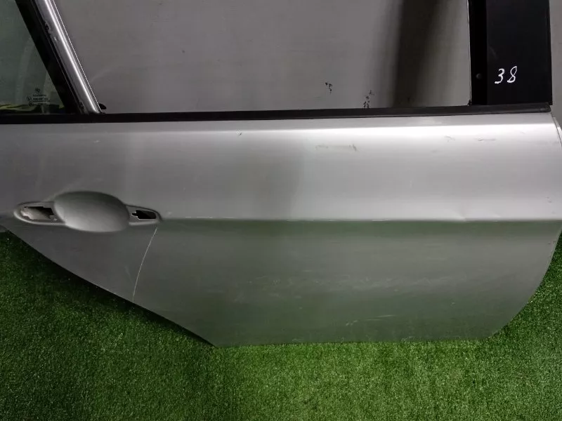 Дверь BMW 3-Series 2007 41007203676 E91, задняя правая