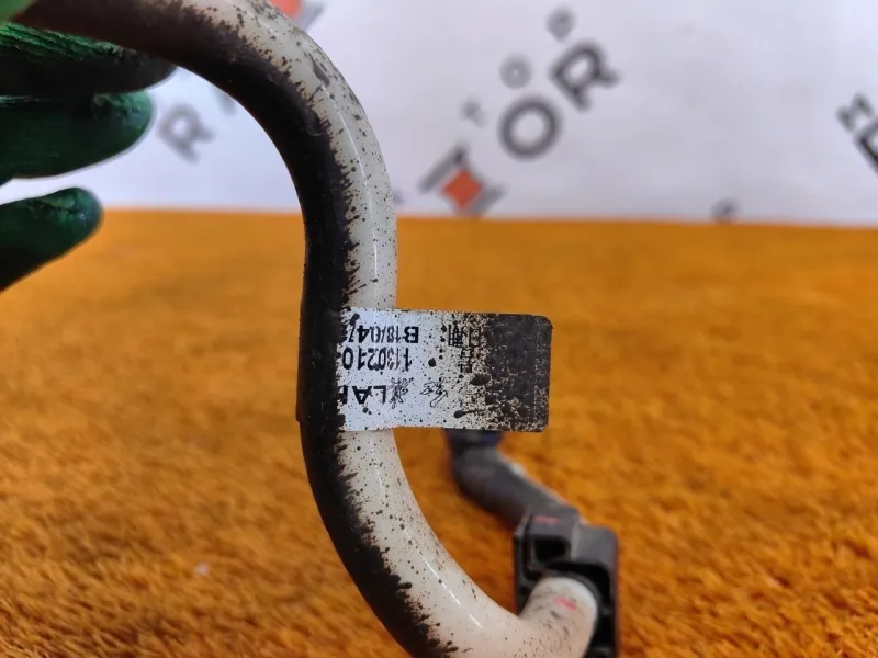 Трубка топливная