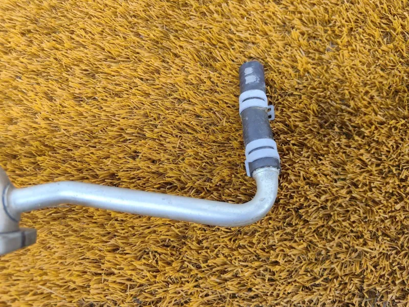 Трубка системы охлаждения