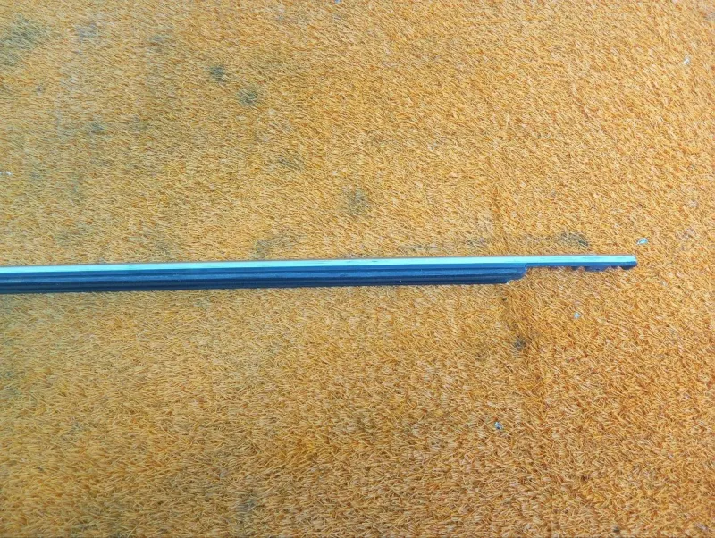 Молдинг стекла