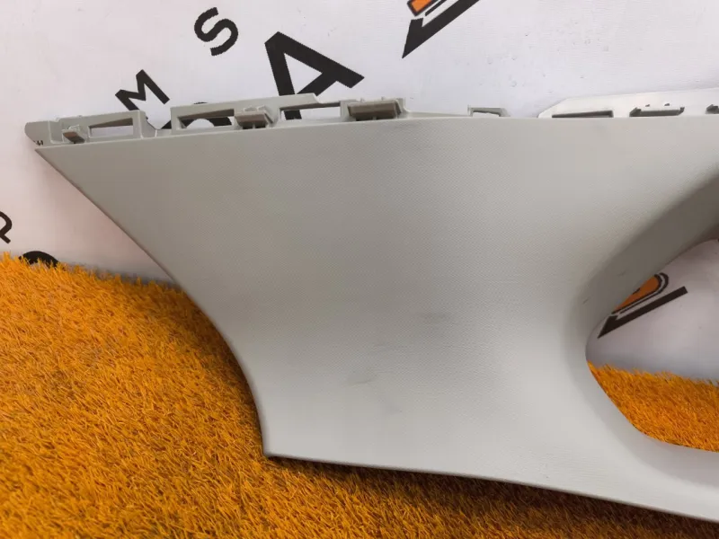 Накладка на стойку кузова