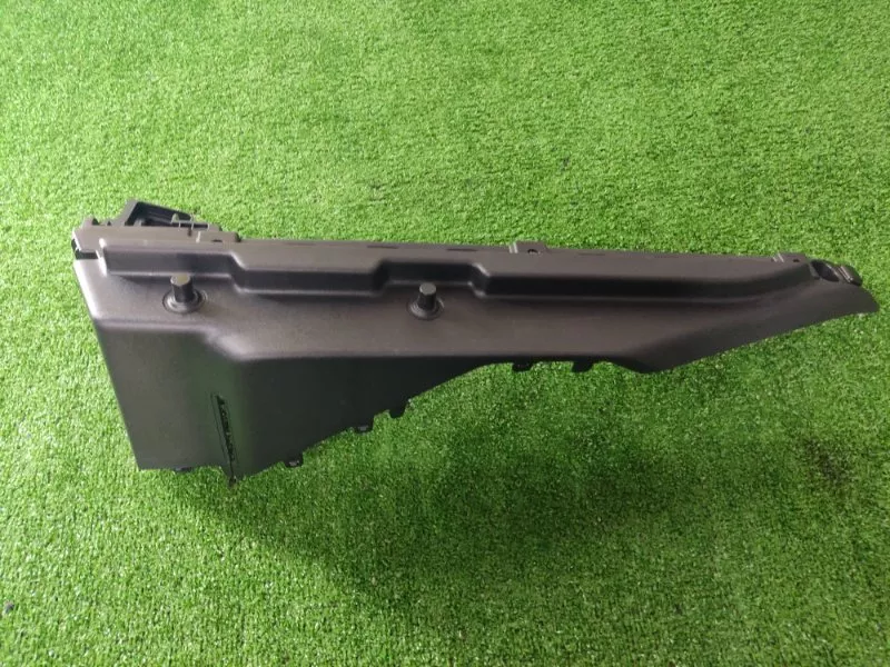 Накладка крышки багажника