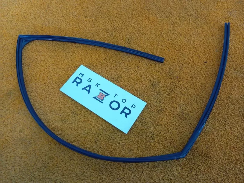 Уплотнитель двери