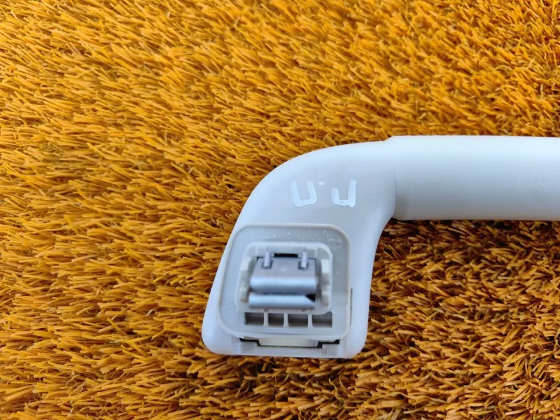 Ручка потолка