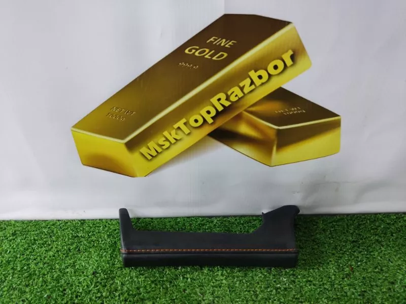 Накладка на торпедо