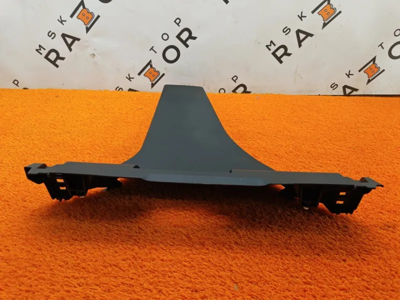 Обшивка центральной стойки