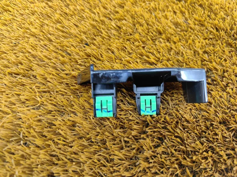 Накладка на торпедо