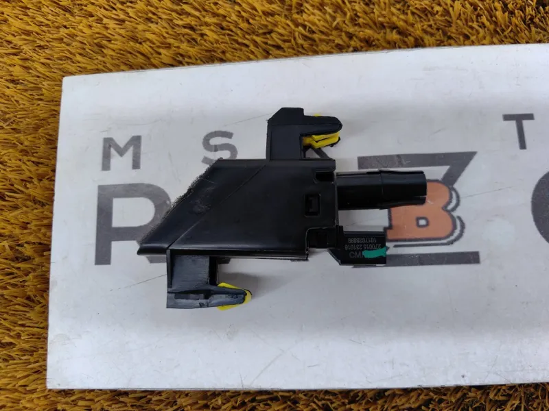 Датчик температуры воздуха в салоне