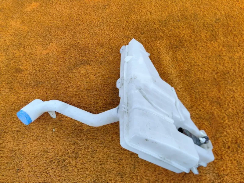 Бачок омывателя