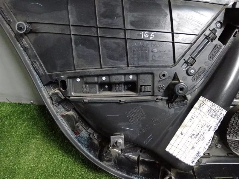 Обшивка двери Audi A4 2012 8K0867304G B8, задняя правая