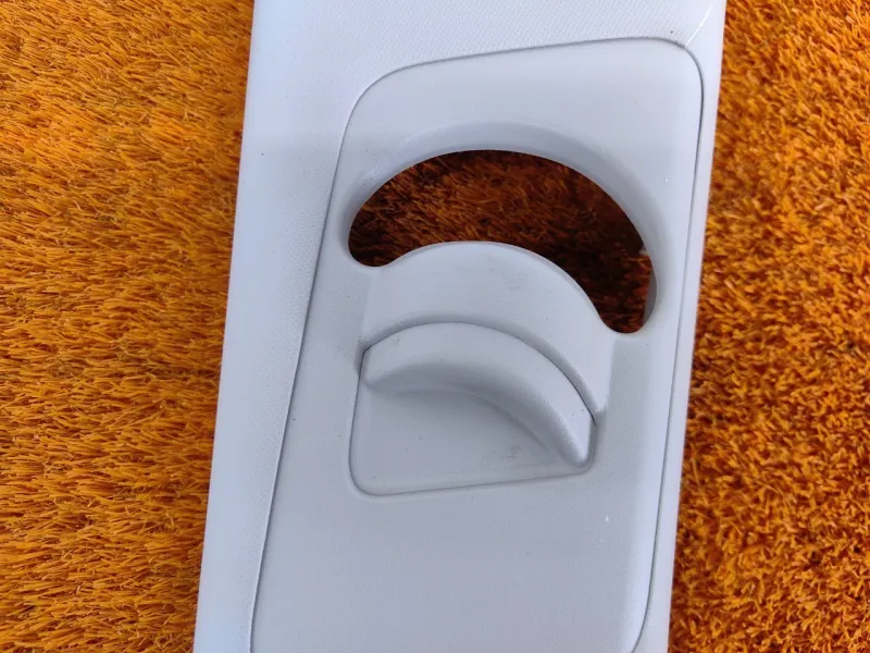 Обшивка центральной стойки