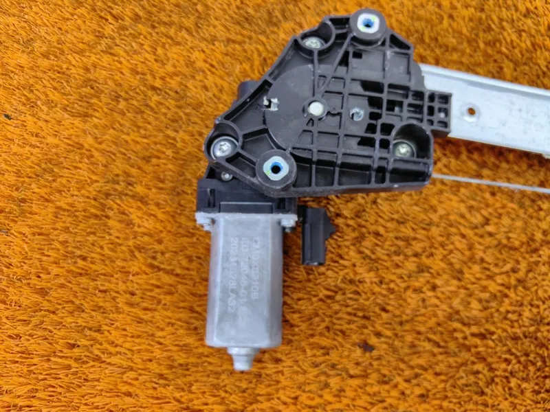 Стеклоподъемник