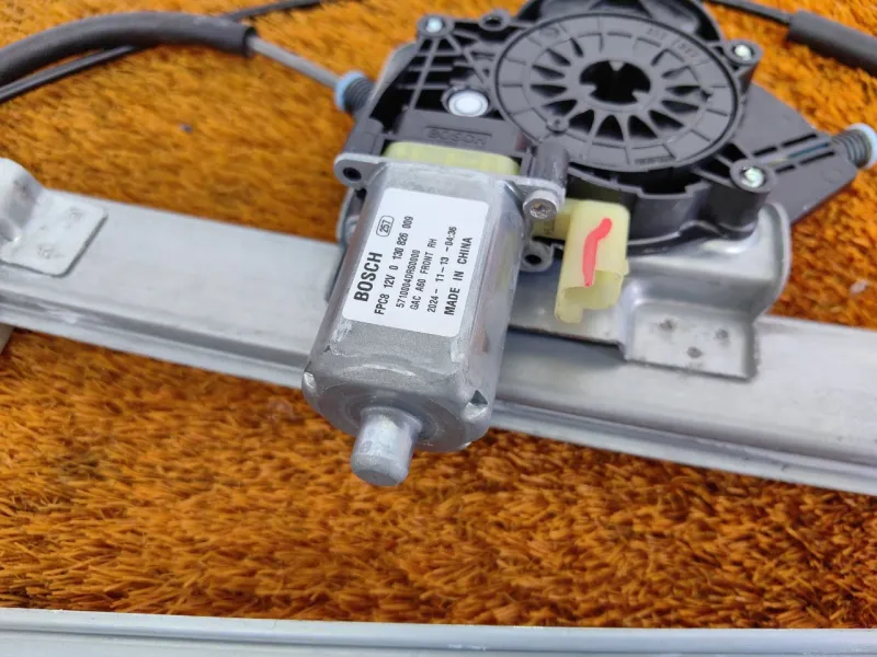 Стеклоподъемник