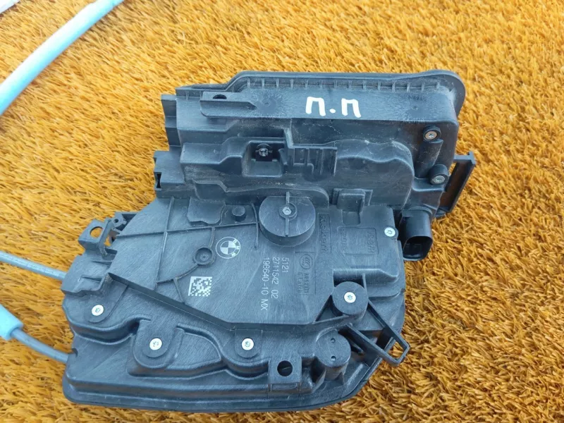 Замок двери