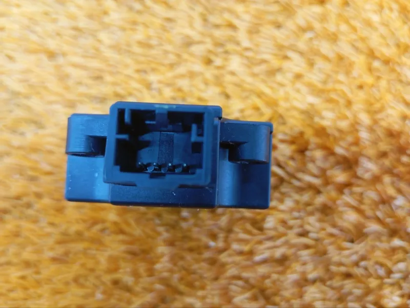 Сервопривод заслонок печки