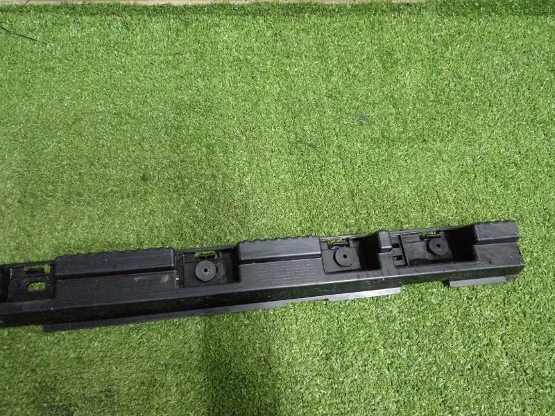 Кронштейн порога