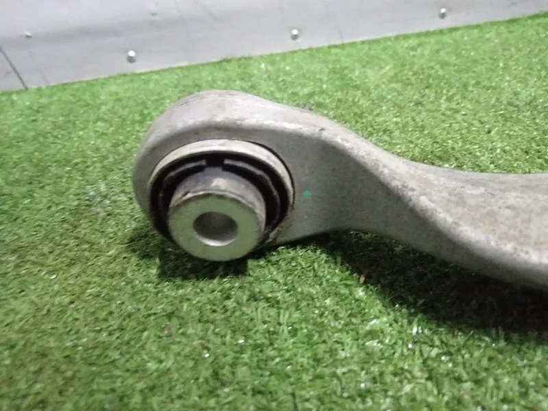 Рычаг подвески