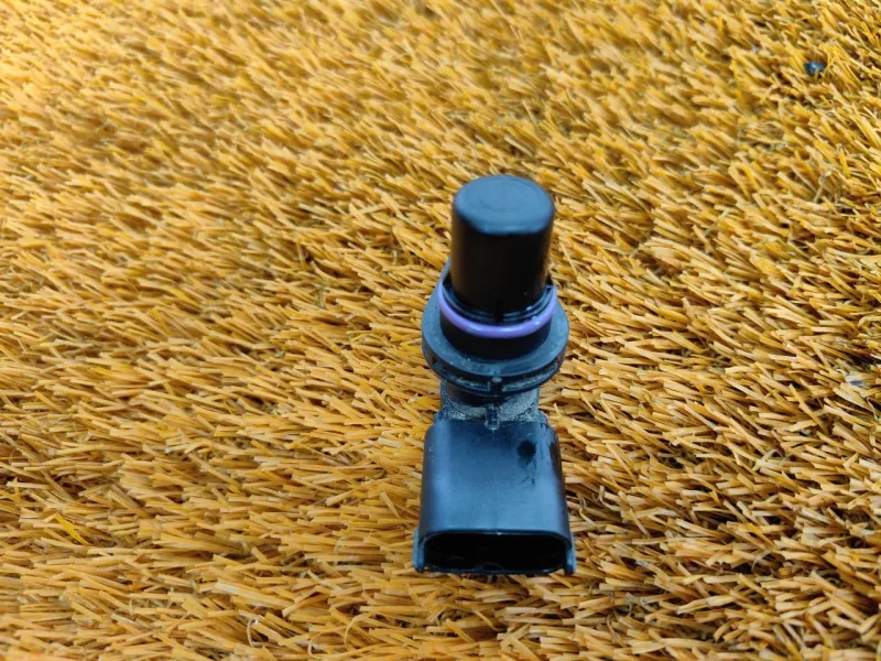 Датчик положения распредвала