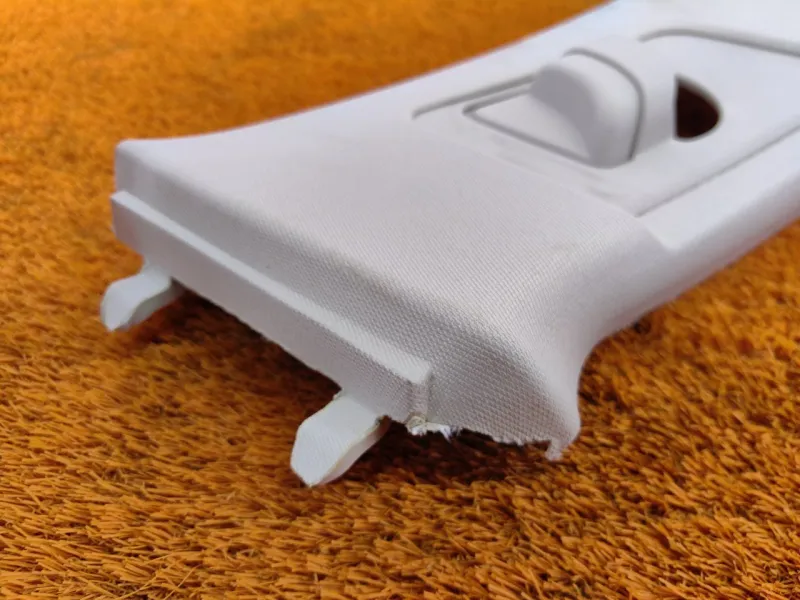 Обшивка центральной стойки