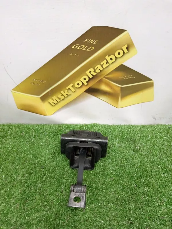 Ограничитель двери