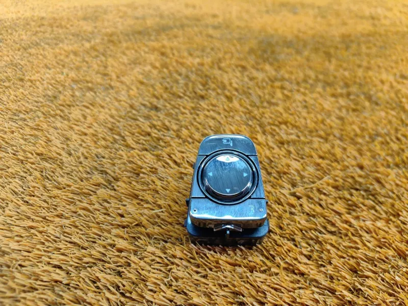 Джойстик регулировки зеркал